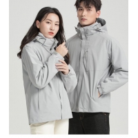 冲锋衣、羽绒衣、广告风衣